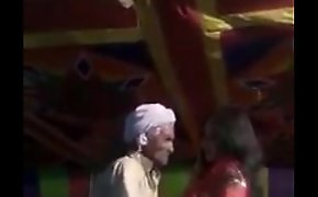 Mujra excites a thatki Budha (old man) horny  Funny dance 