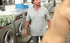 Big ass teen in public laundromat