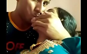 Beautiful Desi virgin girlfriend fucking