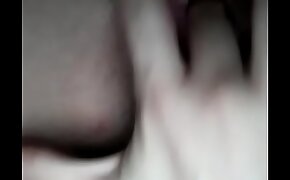 Colombiana con esposo me envia video masturbandose