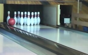 Orgasmic gamers    fuck your bowling goddesses