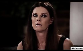 Mom offered her stepdaughter # India Summer with an increment of Whitney Wright