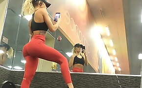 Gym Candid Ass in Red Leggings