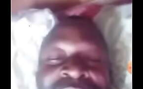 Voici la vidéo à caractère pornographique de Monsieur Ibrahim Kaboré D'origine burkinabè vivant en CÔte d'Ivoire il est techniciens de bâtiment contacts WhatsApp   225 - 5801 8656