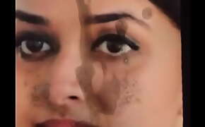 Keerthi suresh cumtribute and spit