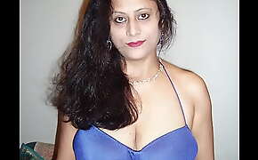 Indian sexy wife show sexy body