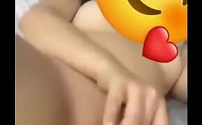 Puta peruana me manda vídeo se masturbando