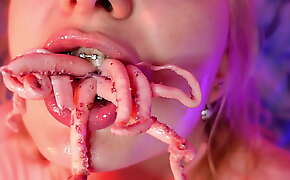 weird FOOD FETISH octopus eating video