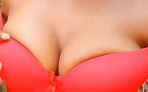 Hot Boobs Desi Girl Shani her video sent to the boyfriend (Sri Lanka)