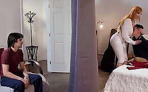 MILF mom Lauren Phillips tag teamed by her two stepsons through a conceal