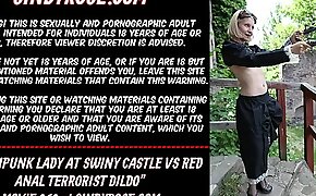 Steampunk lady at Swiny mansion vs red anal terrorist