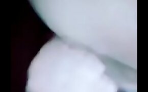 Nenita peruana masturbandose 2
